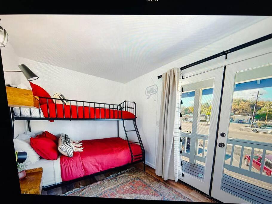 New Modern Boho Apt- Close To Yosemite Окхерст Экстерьер фото